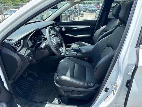 Used 2023 INFINITI QX50 Luxe FWD image 13