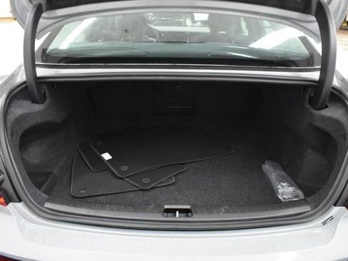 Used 2025 Volvo S60 B5 Core image 12