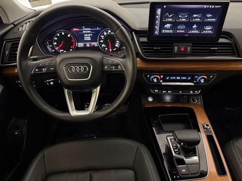 Used 2023 Audi Q5 2.0T Premium w/ Convenience Package AWD/4WD image 30
