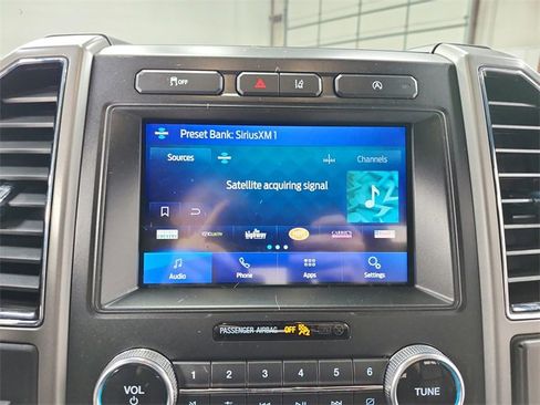 Used 2020 Ford Expedition XLT image 26