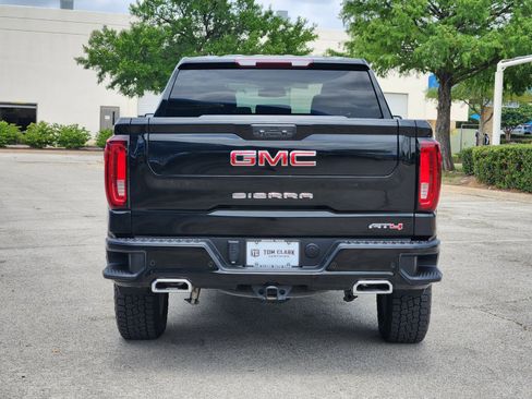 Used 2022 GMC Sierra 1500 AT4 w/ Sierra Safety Plus Package AWD/4WD image 32