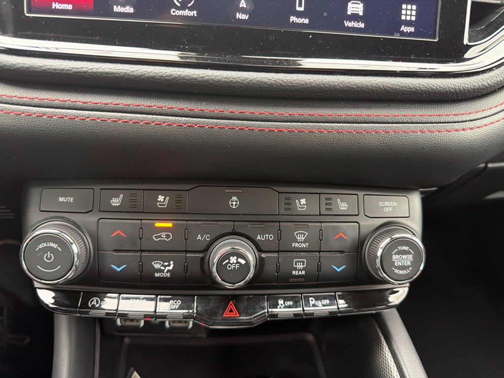 Used 2024 Dodge Durango GT AWD/4WD image 15