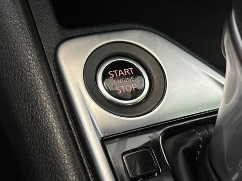 Used 2024 Nissan Sentra SV FWD image 24