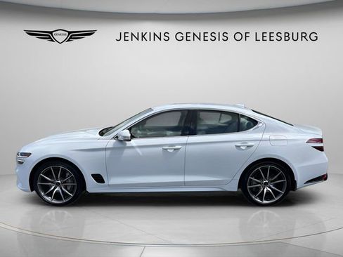 Used 2025 Genesis G70 2.5T RWD image 7