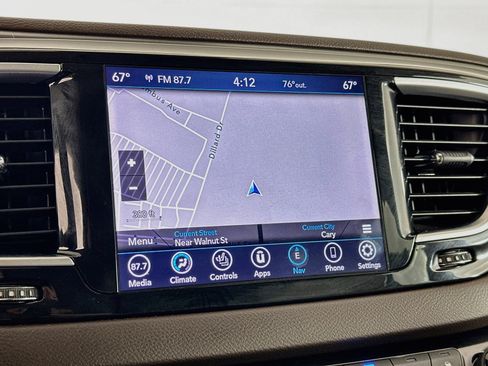 Used 2019 Chrysler Pacifica Touring-L Plus w/ Advanced Safetytec Group FWD image 22