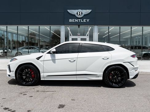 Used 2024 Lamborghini Urus S AWD/4WD image 5