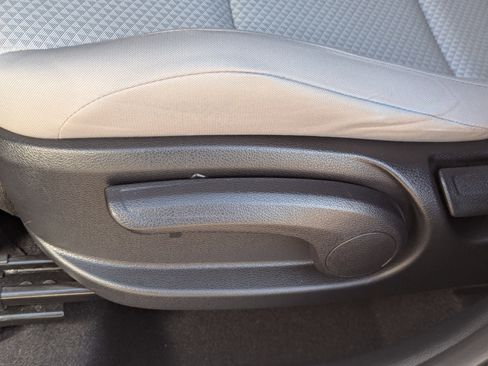Certified 2022 Kia Soul LX image 21