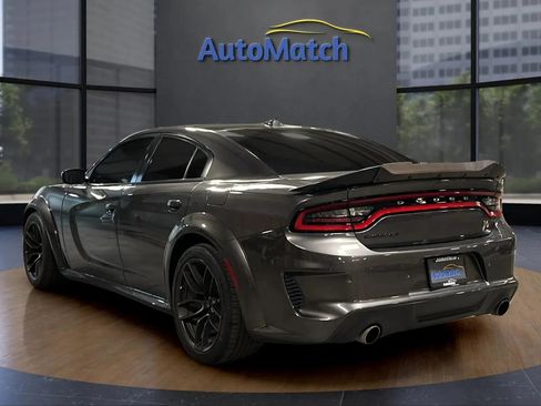 Used 2021 Dodge Charger Scat Pack RWD image 9
