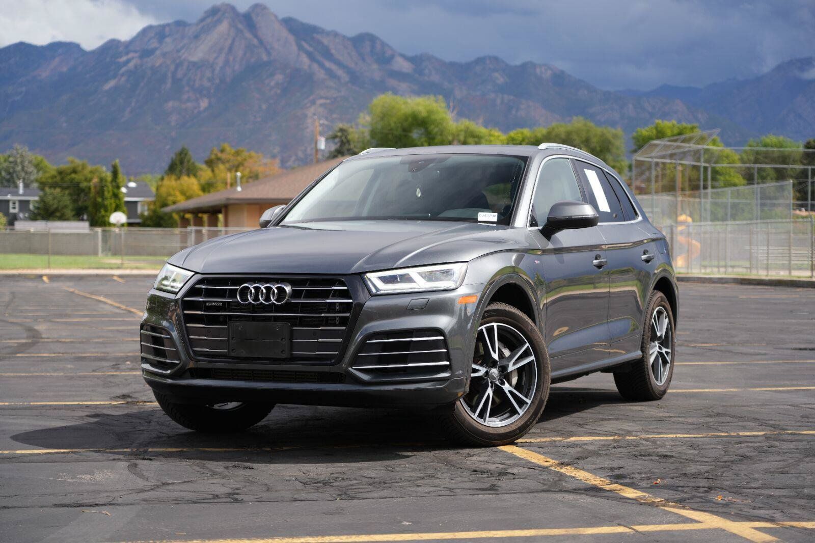 Used 2020 Audi Q5 e Premium Plus w/ Premium Plus Package AWD/4WD image 1