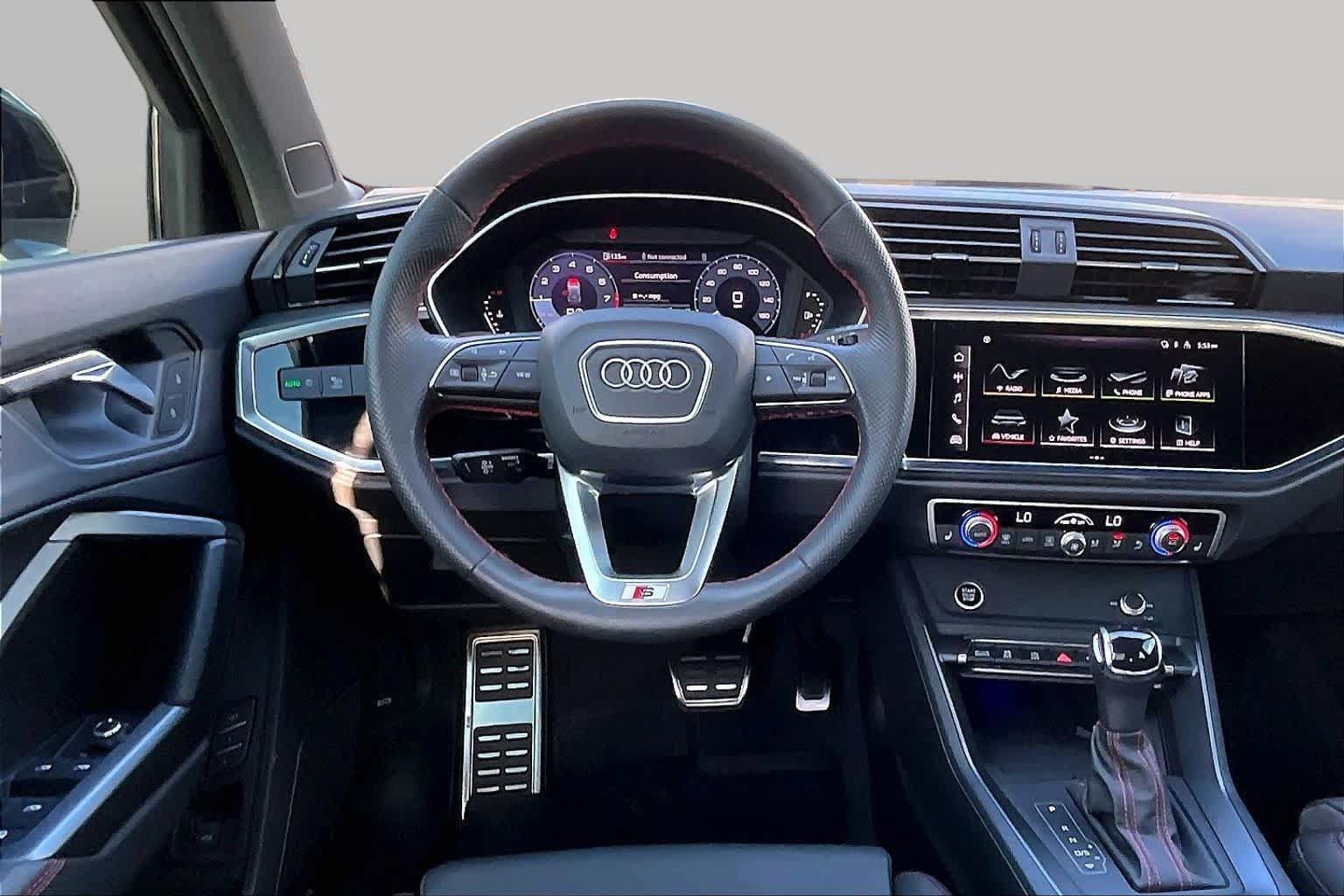 Used 2025 Audi Q3 2.0T Premium Plus AWD/4WD image 8