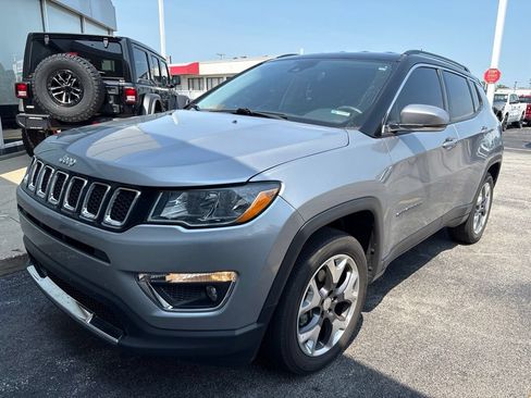 Certified 2021 Jeep Compass Limited AWD/4WD image 3
