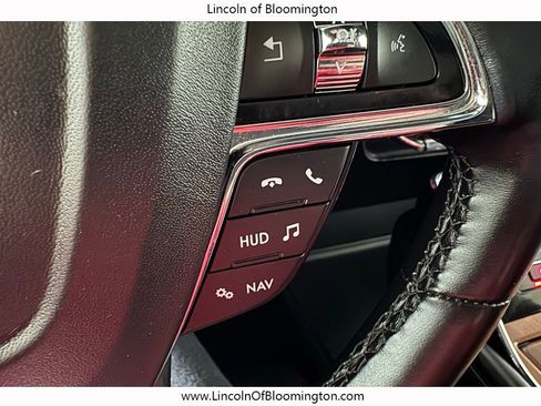 Used 2019 Lincoln Navigator Reserve AWD/4WD image 44