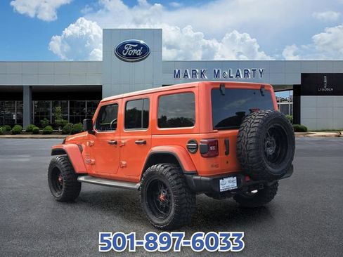 Used 2020 Jeep Wrangler Unlimited Sahara AWD/4WD image 3