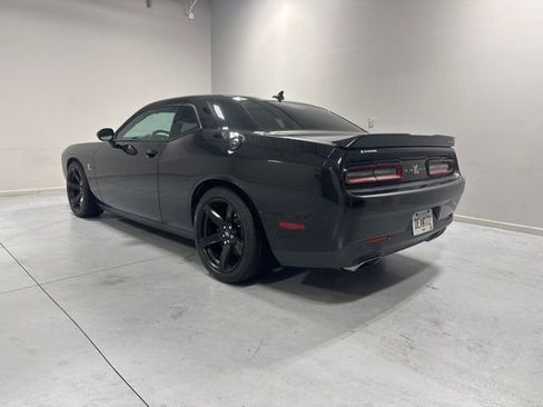 Used 2020 Dodge Challenger R/T Scat Pack w/ Driver Convenience Group RWD image 8