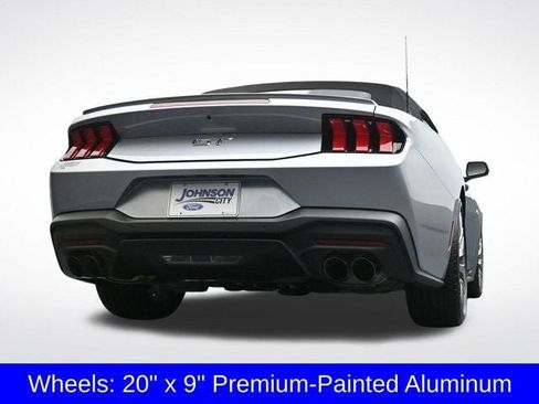 Used 2025 Ford Mustang GT Premium image 34