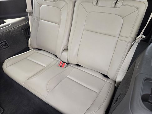 Used 2022 Lincoln Aviator Reserve w/ Equipment Group 201A AWD/4WD image 30