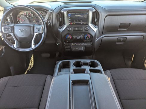 Used 2021 Chevrolet Silverado 1500 RST image 15
