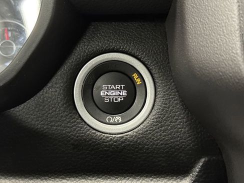 Used 2023 RAM 1500 Laramie image 24