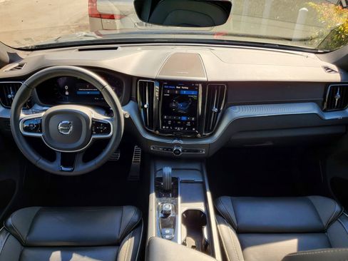 Certified 2022 Volvo XC60 B5 R-Design w/ Advanced Package image 13