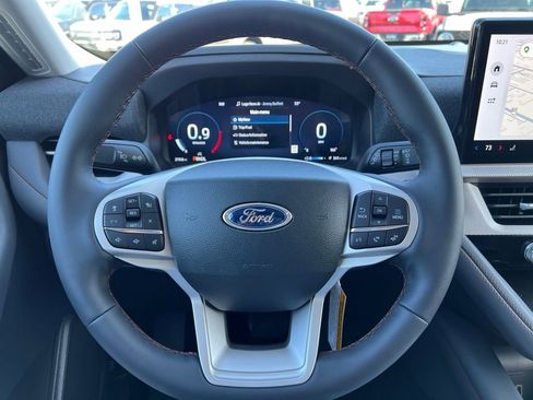 New 2026 Ford Explorer Active RWD image 21