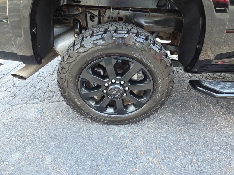 Used 2023 RAM 2500 Laramie w/ Night Edition AWD/4WD image 9