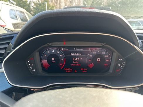 Used 2024 Audi Q3 2.0T Premium image 10