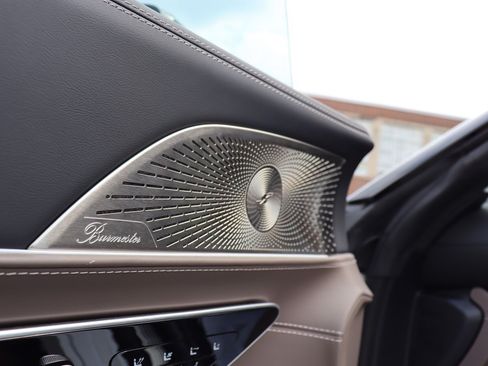 Used 2025 Mercedes-Benz SL 63 AMG 4MATIC image 12
