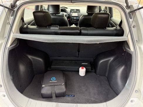 Used 2015 Nissan Leaf SL w/ Premium Package image 16