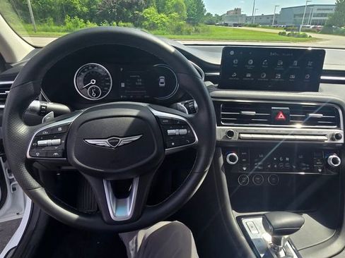Used 2026 Genesis G70 2.5T AWD/4WD image 5