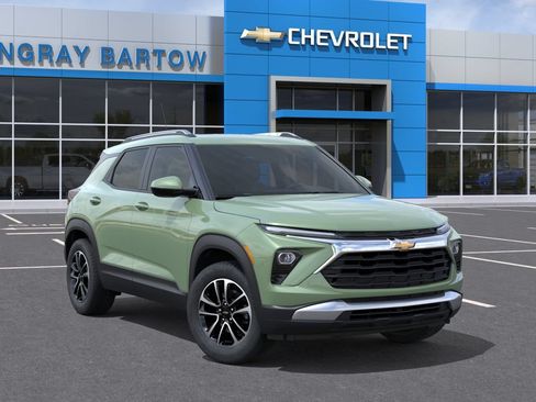 New 2026 Chevrolet TrailBlazer LT w/ Convenience Package FWD image 9