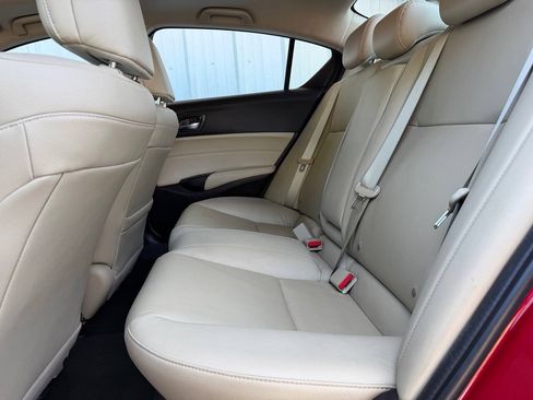 Used 2017 Acura ILX FWD image 18