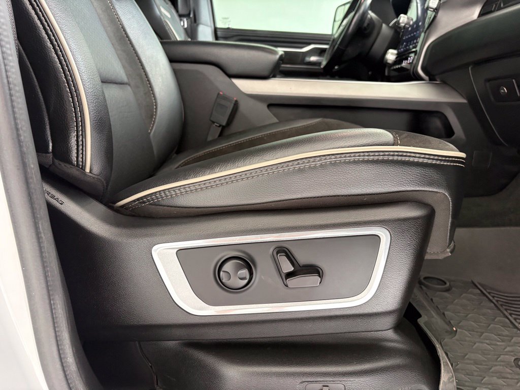 Used 2023 RAM 1500 Laramie AWD/4WD image 39