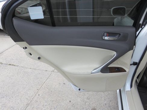Used 2010 Lexus IS 250 RWD image 30