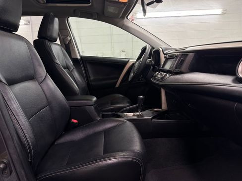 Used 2015 Toyota RAV4 XLE image 26