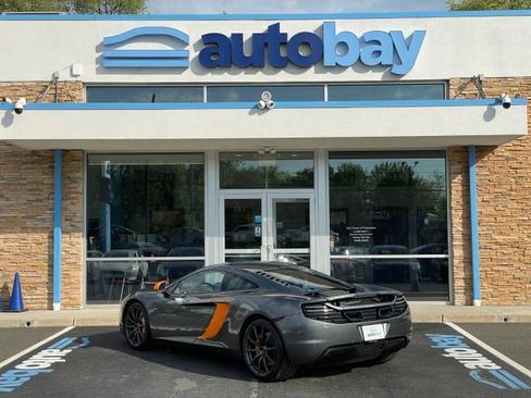 Used 2012 McLaren MP4-12C Coupe RWD image 8