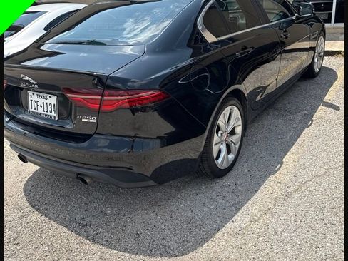 Used 2020 Jaguar XE S RWD image 5