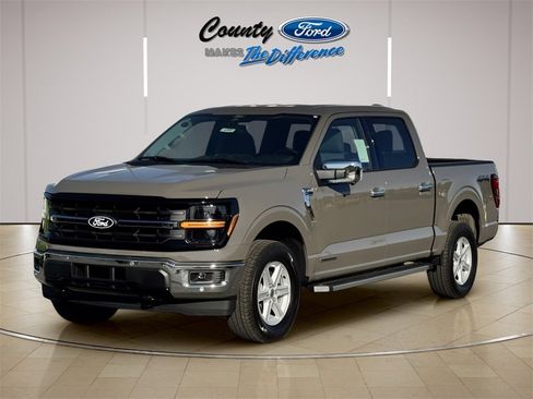 New 2025 Ford F150 XLT w/ Equipment Group 302A MID image 2