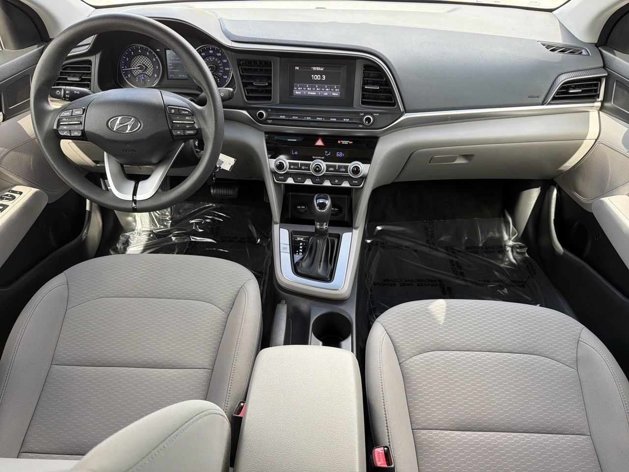 Used 2020 Hyundai Elantra SE FWD image 12