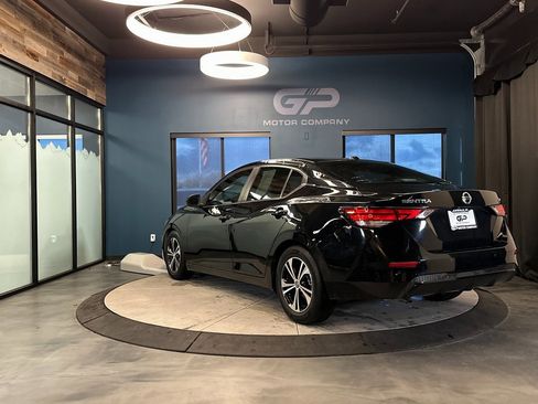 Used 2020 Nissan Sentra SV image 5