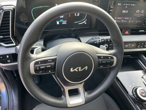 Certified 2023 Kia Sportage LX image 14