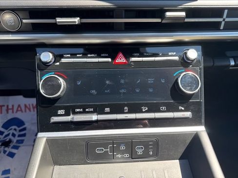Used 2025 Hyundai Santa Fe SEL AWD/4WD image 25
