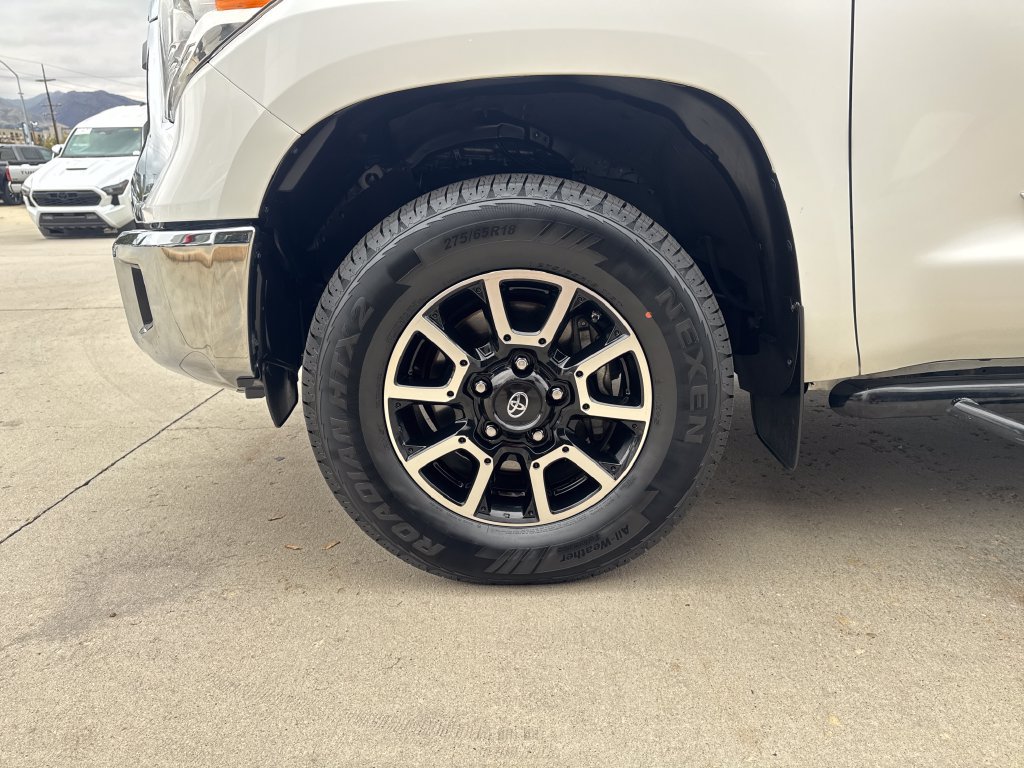 Used 2015 Toyota Tundra SR5 w/ TRD Off Road Package AWD/4WD image 26