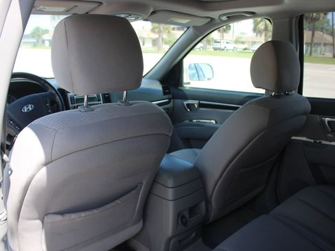 Used 2007 Hyundai Santa Fe SE FWD image 17