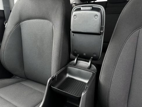 New 2025 Hyundai Kona SEL AWD/4WD image 18