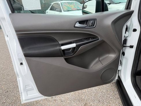 Used 2021 Ford Transit Connect XLT image 15