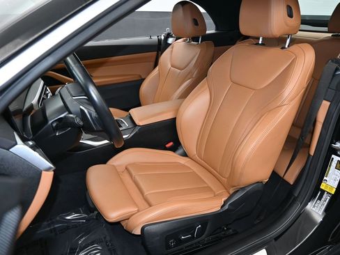 Used 2024 BMW 430i Convertible image 10