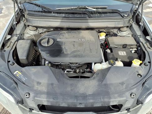 Used 2020 Jeep Cherokee Limited image 35