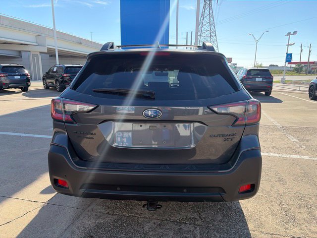 Used 2024 Subaru Outback Onyx Edition XT AWD/4WD image 5