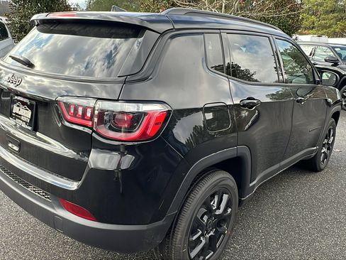 New 2026 Jeep Compass Latitude image 8