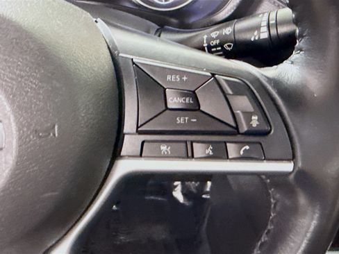 Used 2021 Nissan Sentra SV FWD image 15